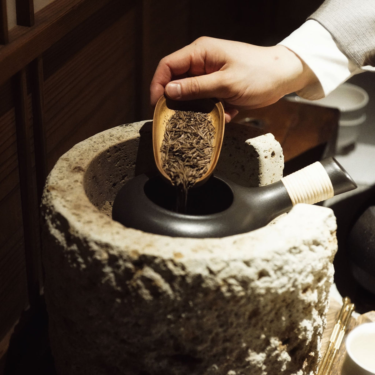 冷茶 食品サンプル✨お供え用 フェイクドリンク お茶 水っぽ 仏茶 イミテーション