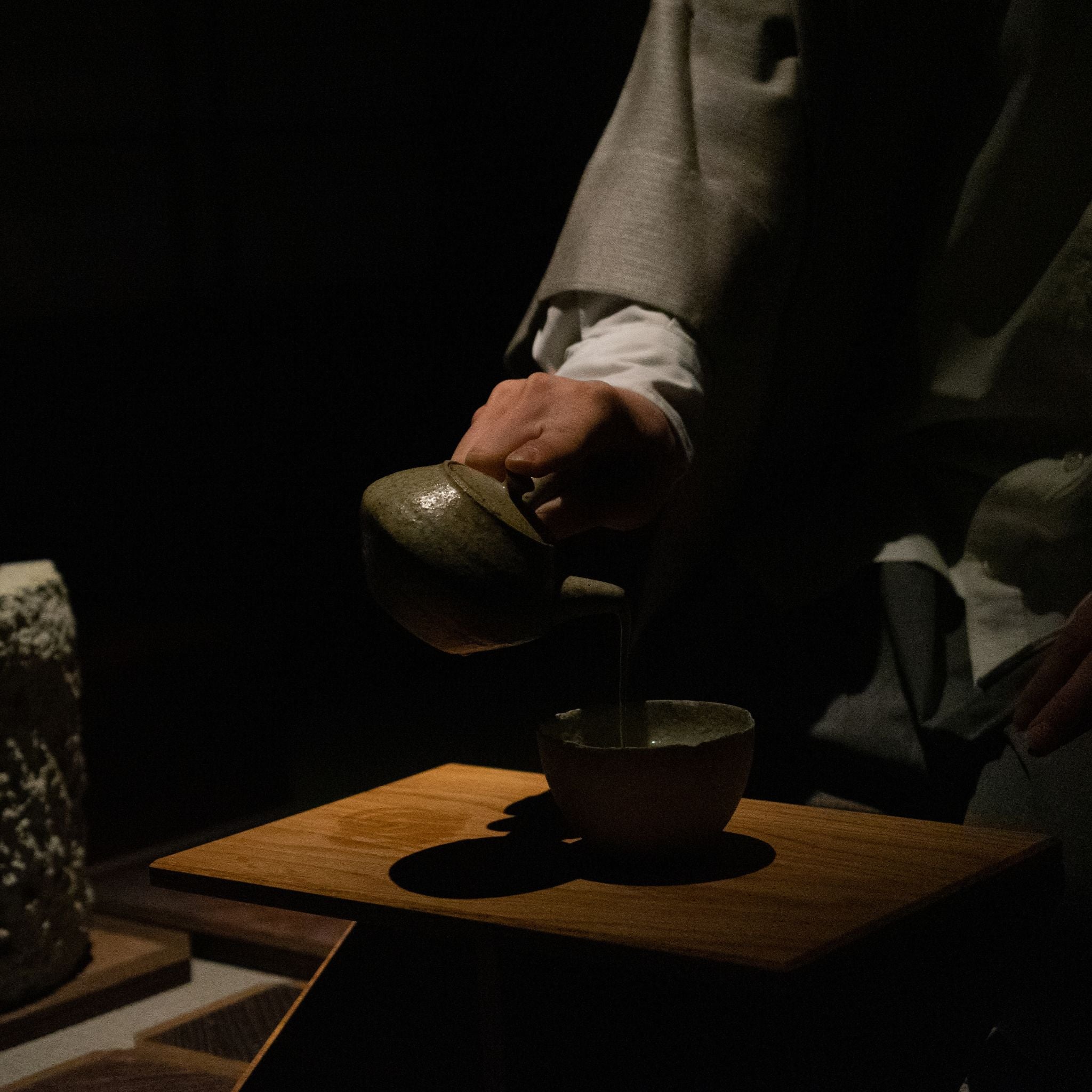 【 迎え茶  -日本語でのご体験- 】四種のお茶と季節のお菓子（お土産付き）